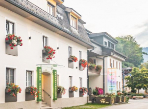 Гостиница Bio-Bauernhof-Hotel Matlschweiger  Лассинг Бей Лицен